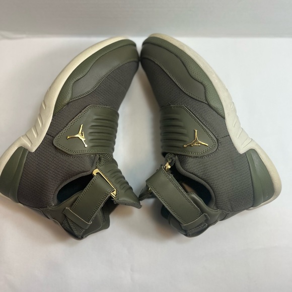 Jordan Generation 23 Medium Olive Size 9 - Picture 4 of 14